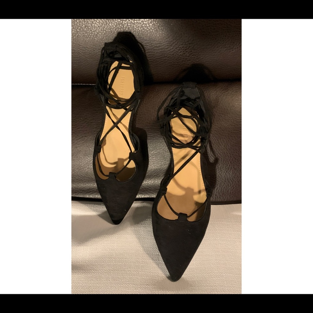 Forever 21 Pointed Toe Lace Up Flats Size 7